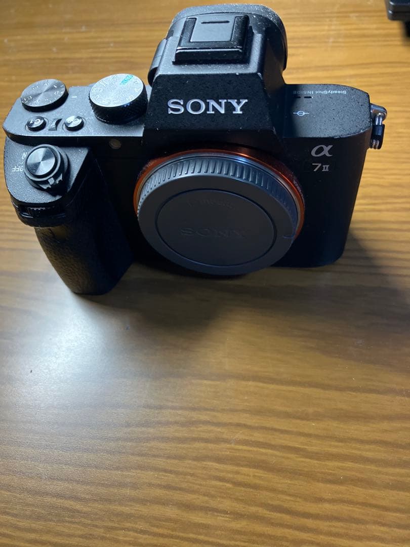 約5000ショット 電池純正2個付き SONY α7 II