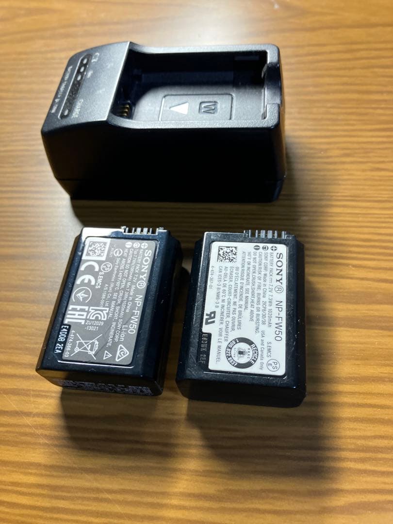 約5000ショット 電池純正2個付き SONY α7 II