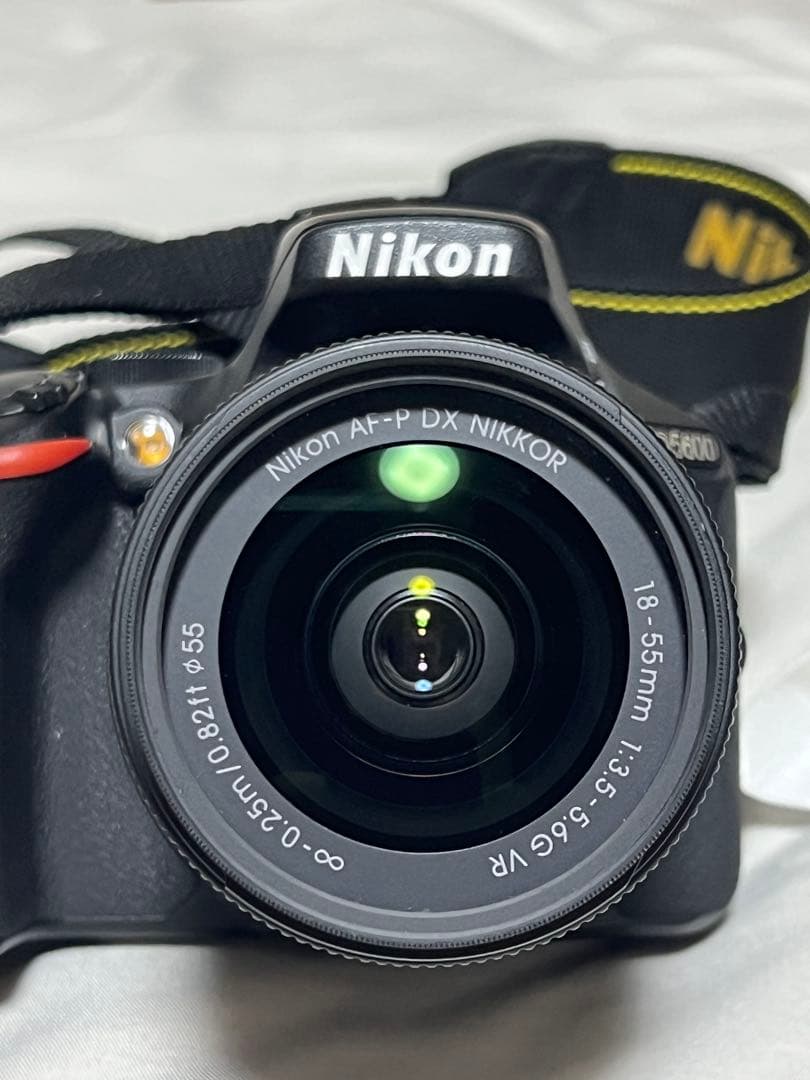 Nikon D5600 デジタル一眼レフカメラ