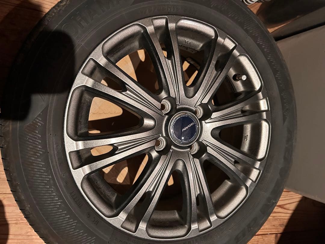 ヨコハマ　ADVAN 17565R15 4本セット