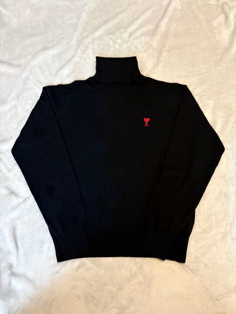 アミパリス　タートルネックセーター