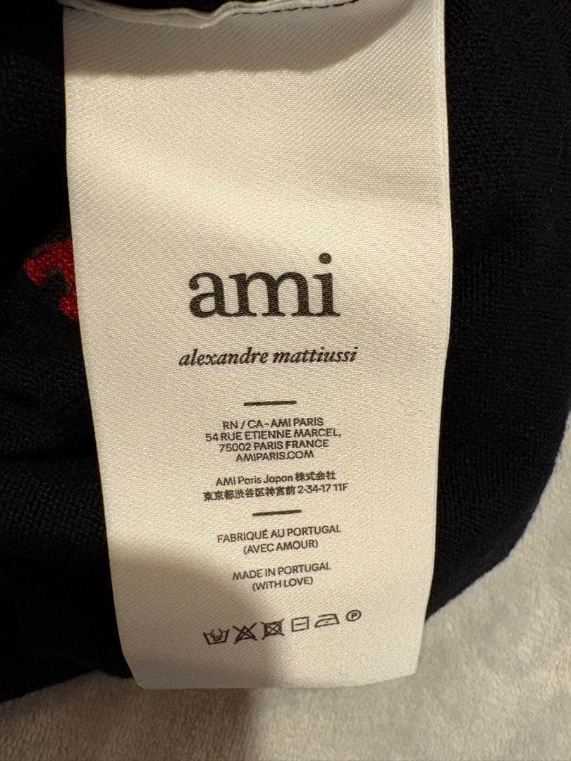 アミパリス　タートルネックセーター