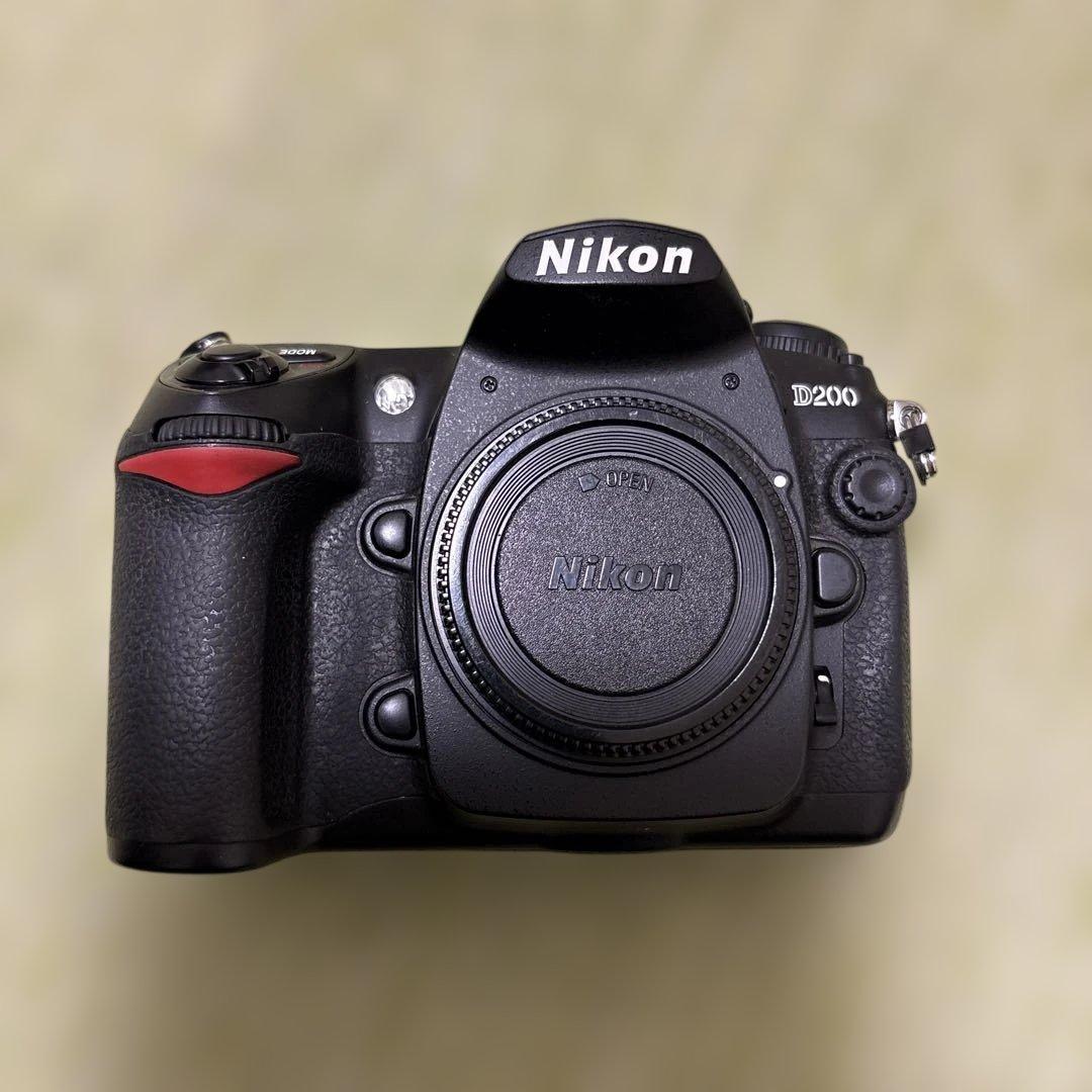 Nikon D200 デジタル一眼レフカメラ 本体