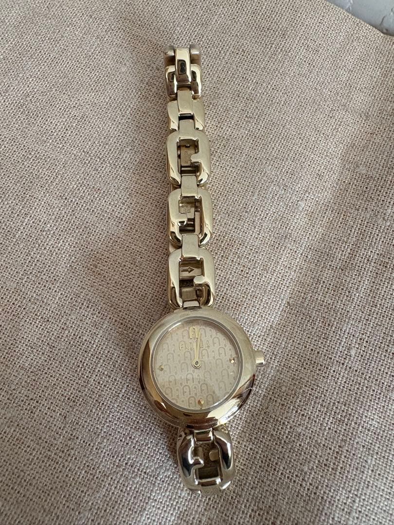 【新品】FURLA フルラ腕時計レディース/アルコチェーン
