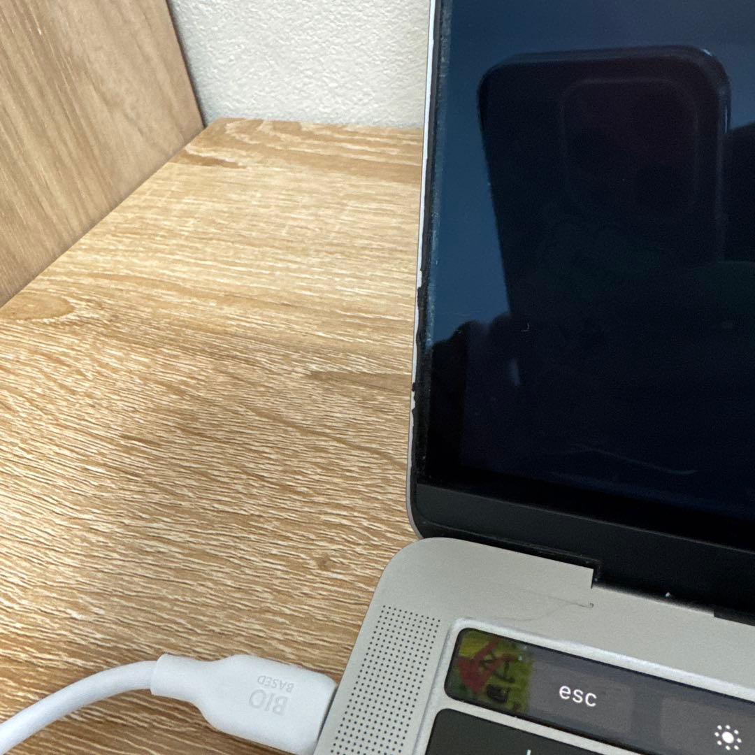 【ジャンク】MacBook Pro 13インチ (2018)