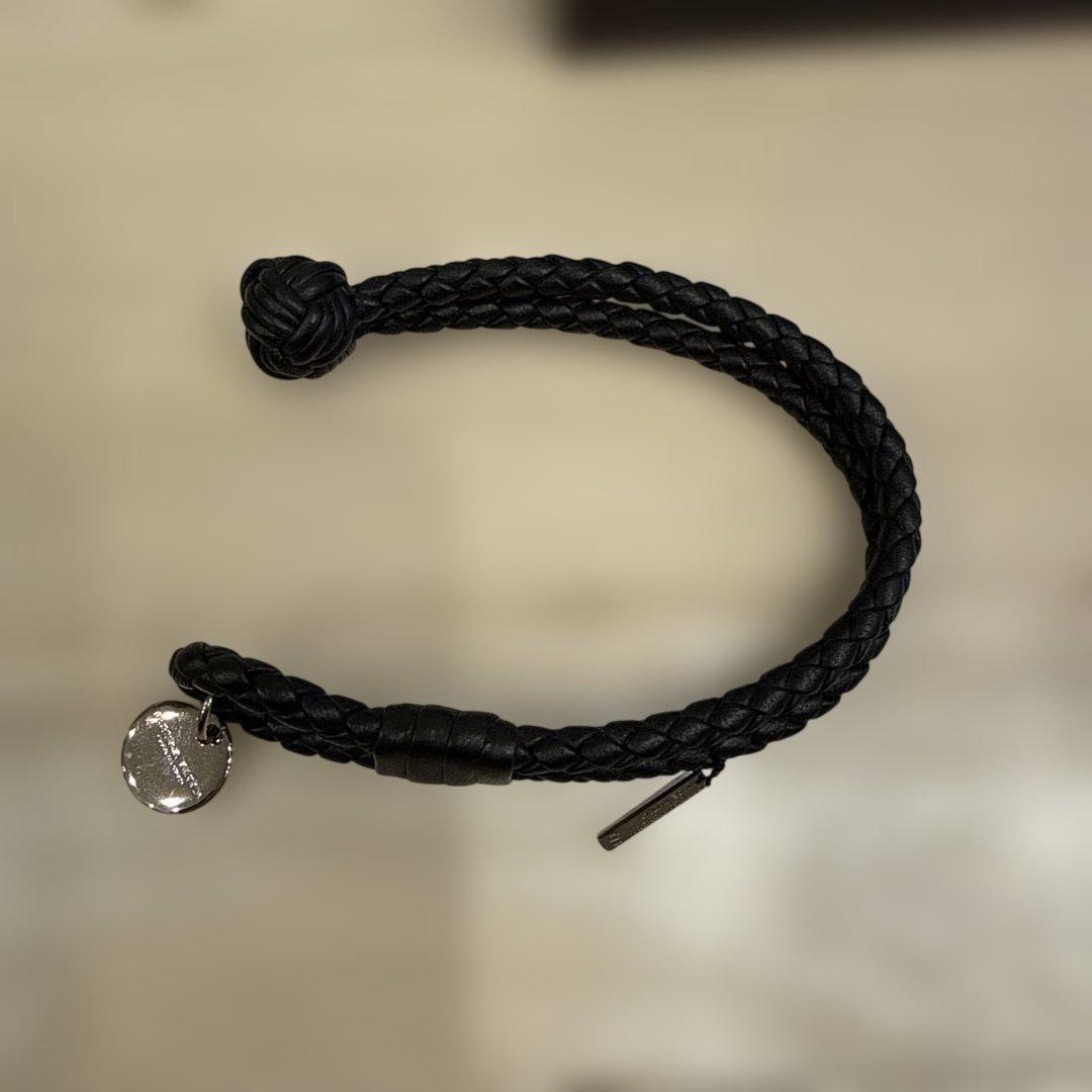 Bottega Veneta ブラックレザーブレスレット 箱有り