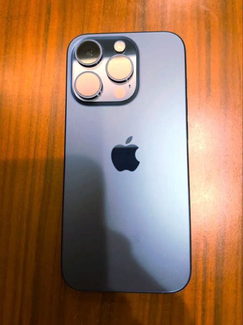 美品 Apple iPhone 15 Pro 128GB ブルー　SIMフリー