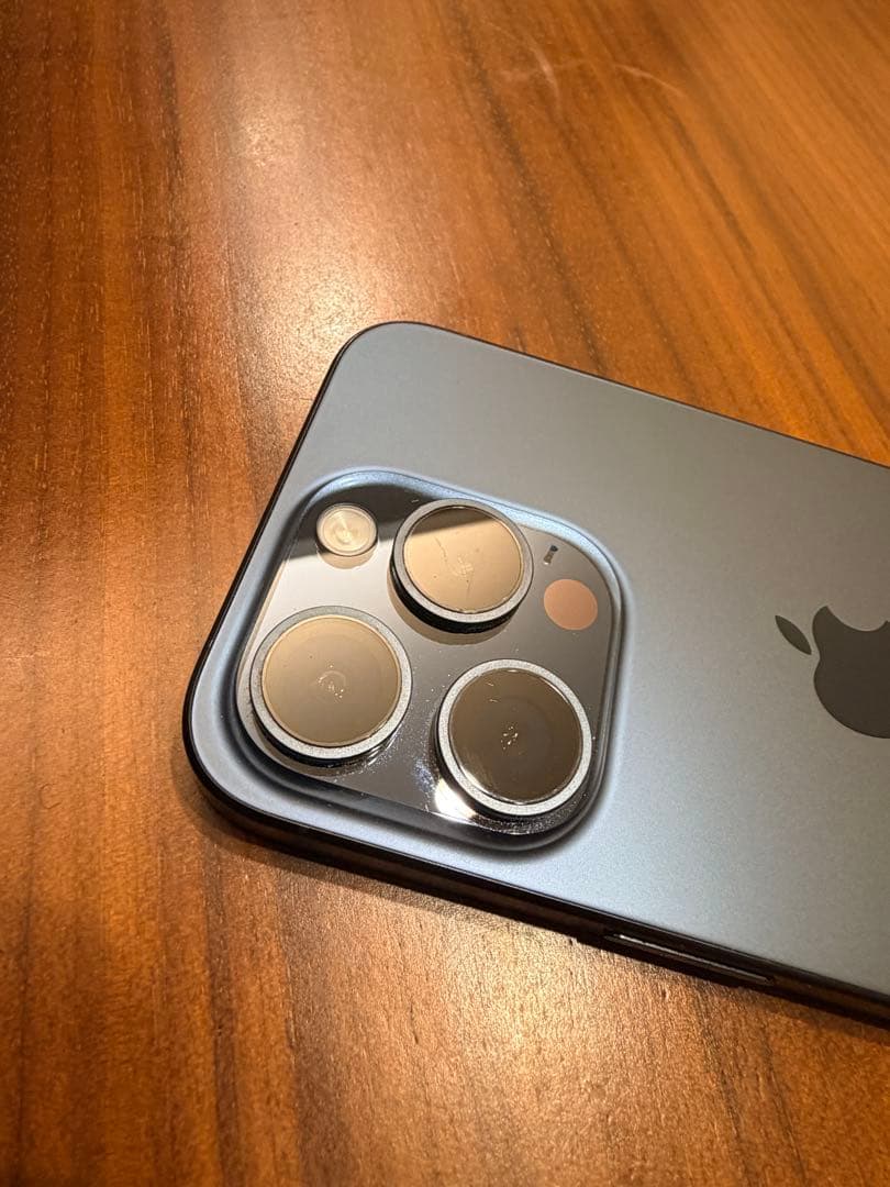 美品 Apple iPhone 15 Pro 128GB ブルー　SIMフリー