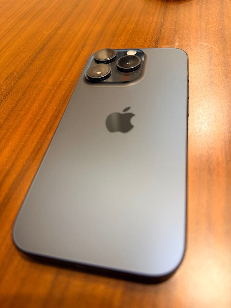 美品 Apple iPhone 15 Pro 128GB ブルー　SIMフリー