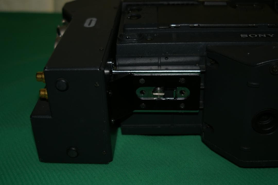 ソニーDVCAM　DSR-1とサンドレックVA-10ポータブル化ジャンク品