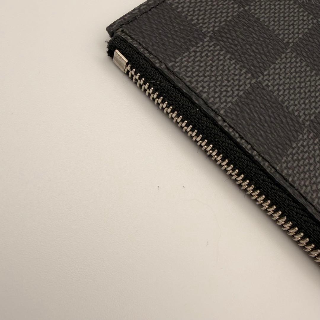 LOUIS VUITTON　ルイヴィトン　ダミエ　グラフィット　ケース