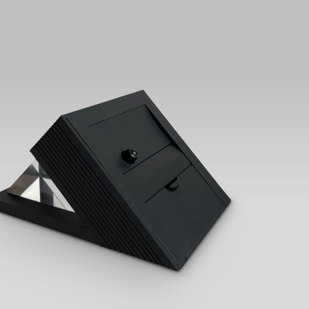 90s【ポストモダン】ヴィンテージ プリズムデザイン デスククロック 置き時計