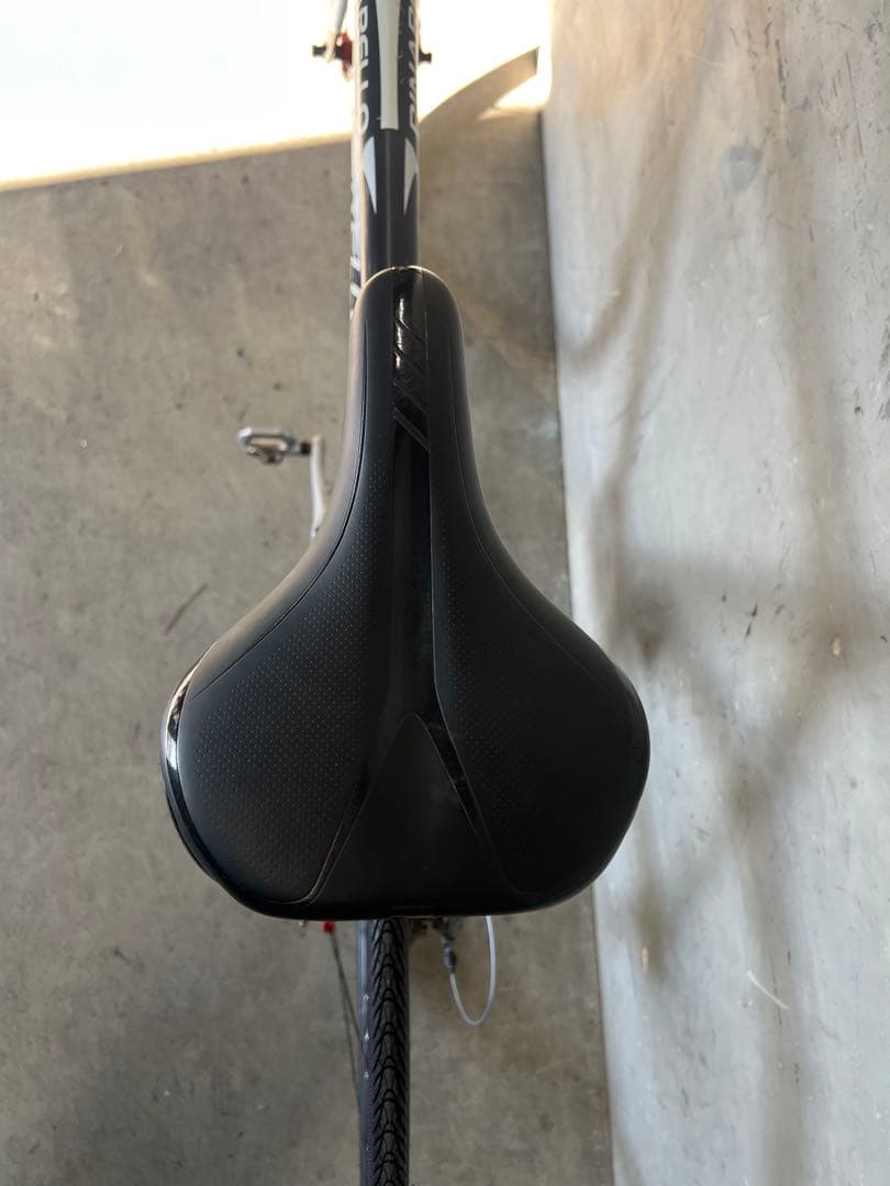 フラットバーロード PINARELLO ピナレロ ANGLIRU アングリル