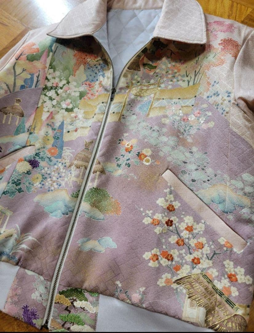 め0948着物リメイク正絹色留袖伝統風景文様ジップアップスカジャンハンドメイド