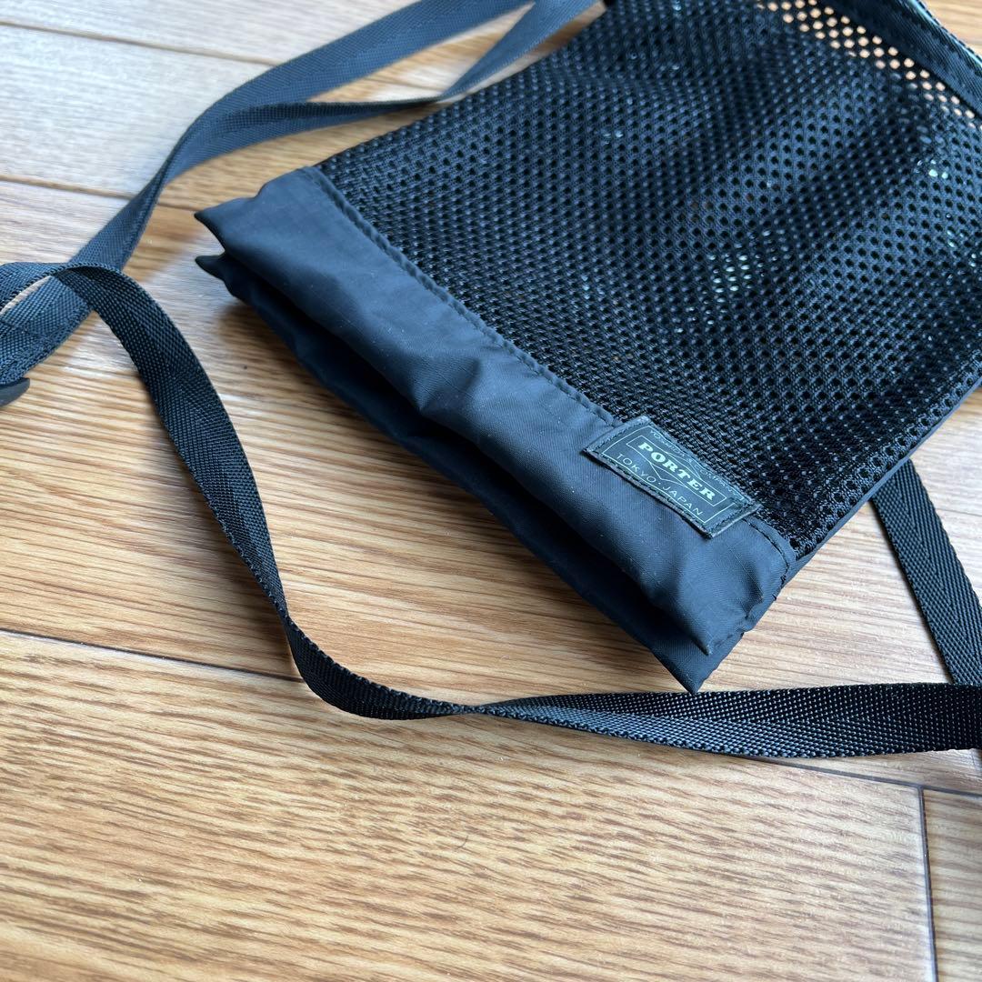 ポーター スクリーン サコッシュ