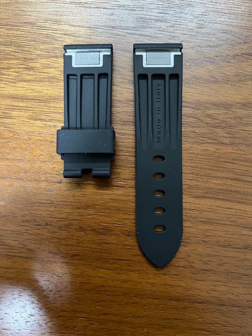 PANERAI 純正ラバーベルト(ラグ幅22/ XS)