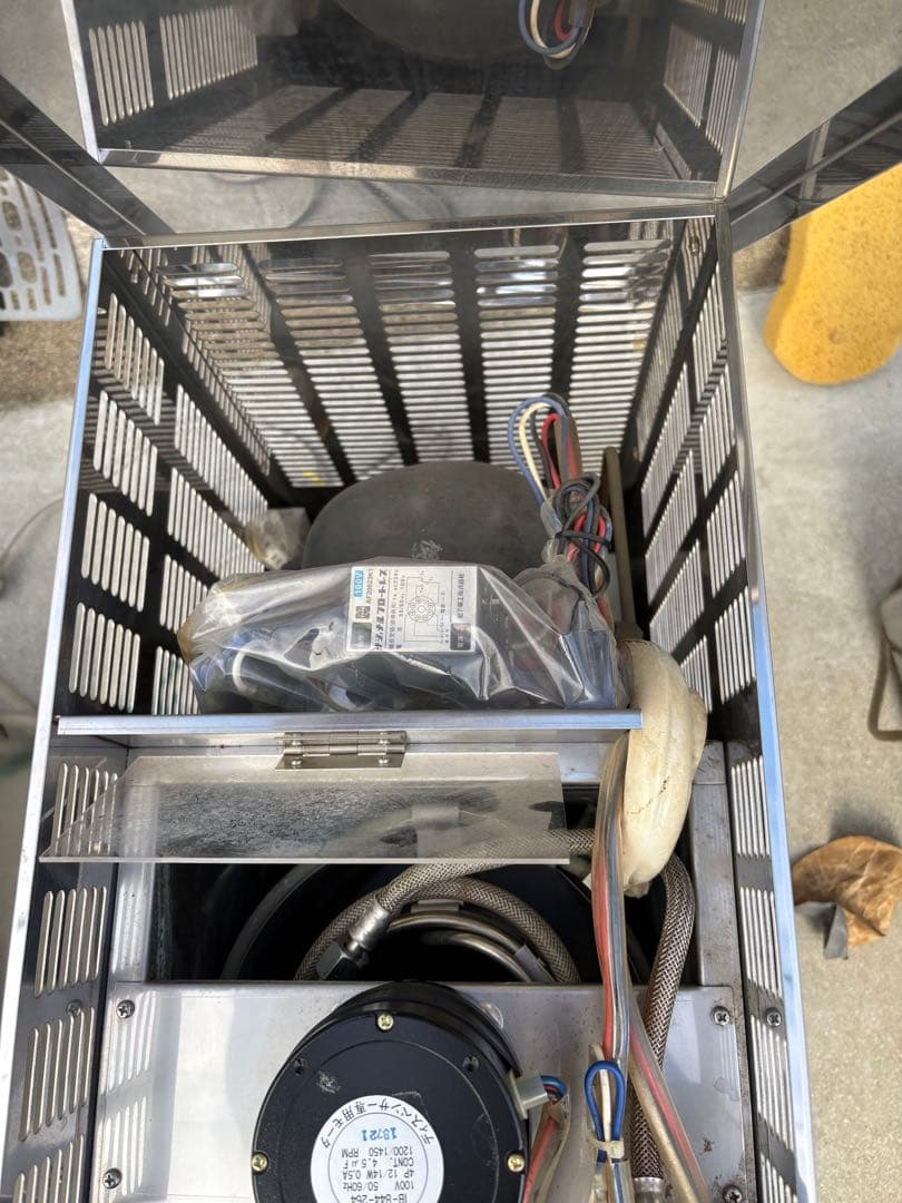 ク*ル様 アサヒビールサーバー　通電確認済み