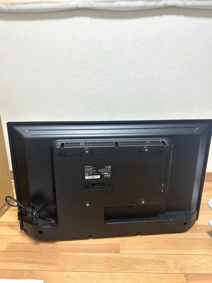 maxzen 32V型液晶テレビ 本体