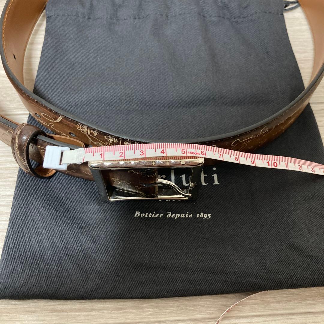 美品 Berluti ブラウンレザーベルト 保存袋付き 箱付き