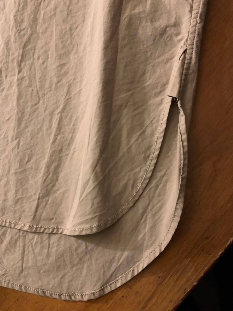 お値下げ　TOUJOURS ベージュ 長袖シャツ　ブラウス　１