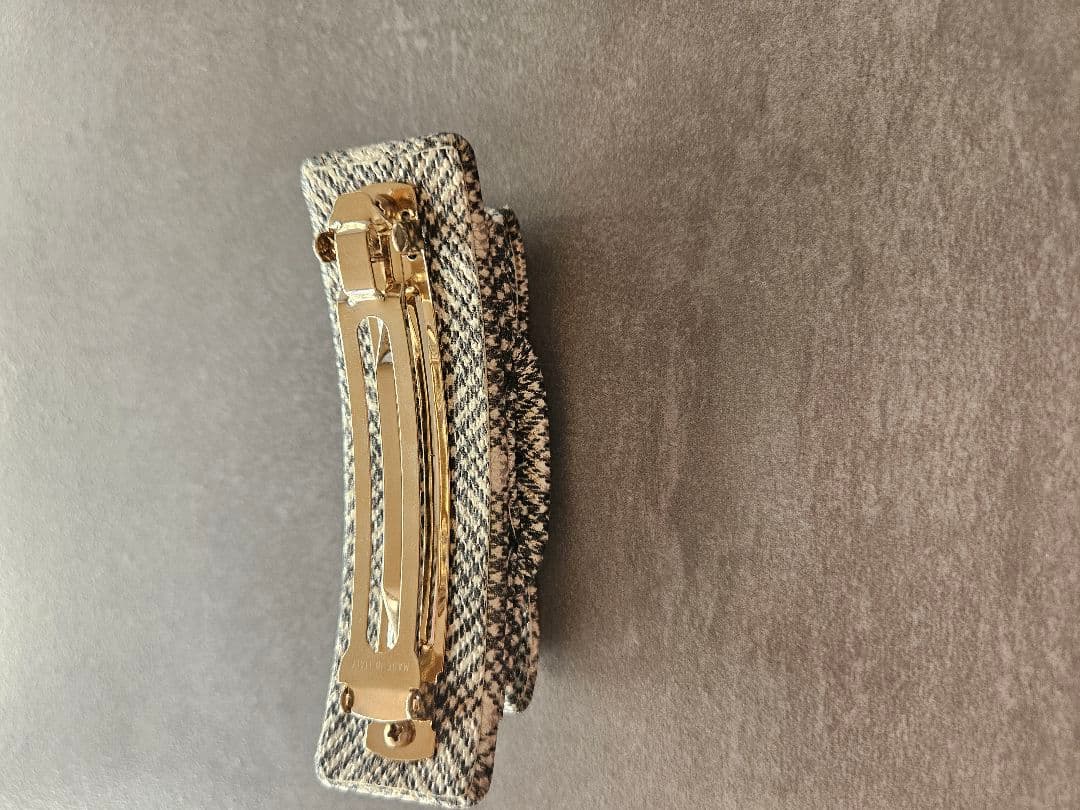 フェラガモ　リボンバレッタ