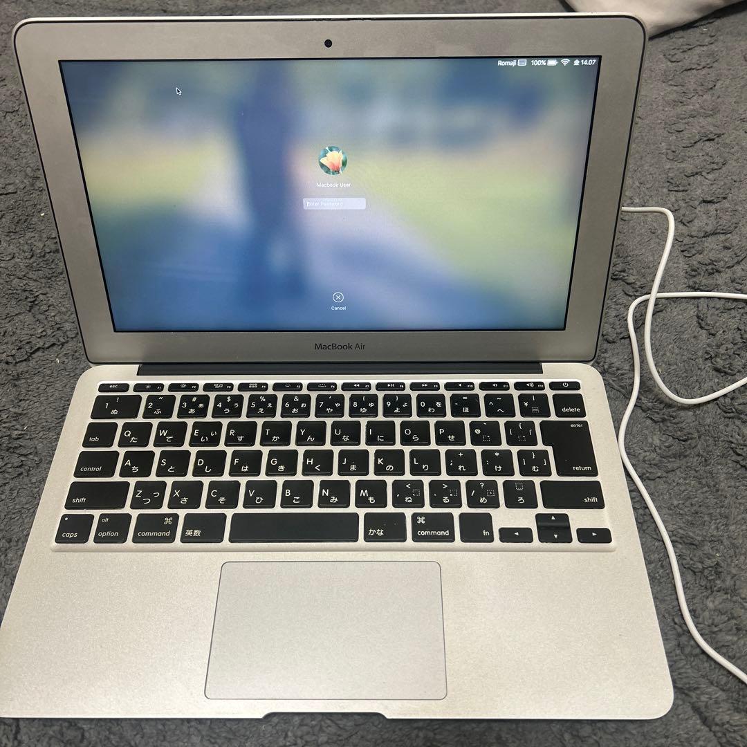 Apple MacBook Air 11インチ シルバー 本体