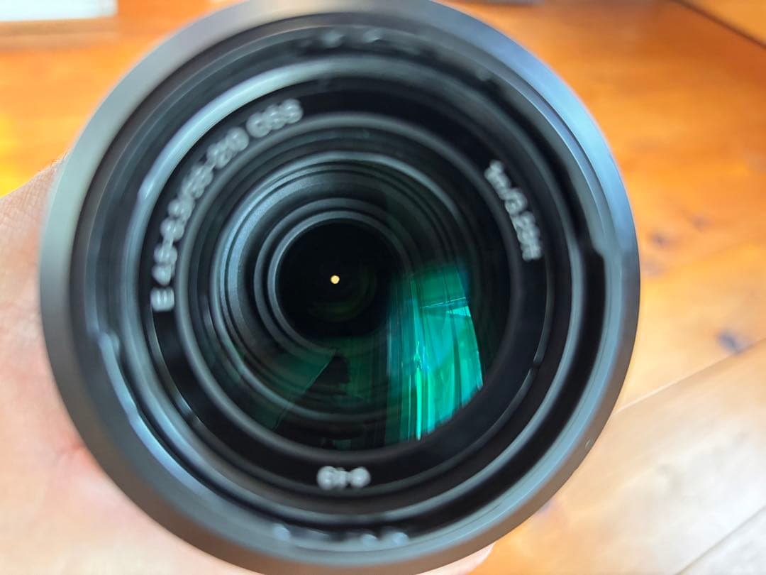 SONY E 4.5-6.3/55-210 OSS ズームレンズ　apsc用