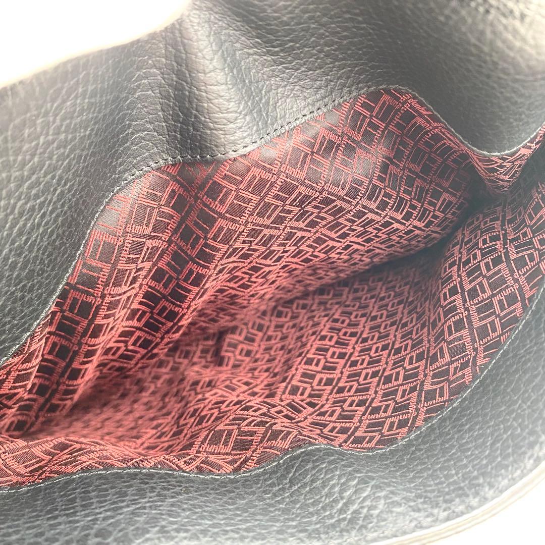 ダンヒル　メッセンジャーバッグ　オールレザーシボ革　クロスボディ　ビジネス