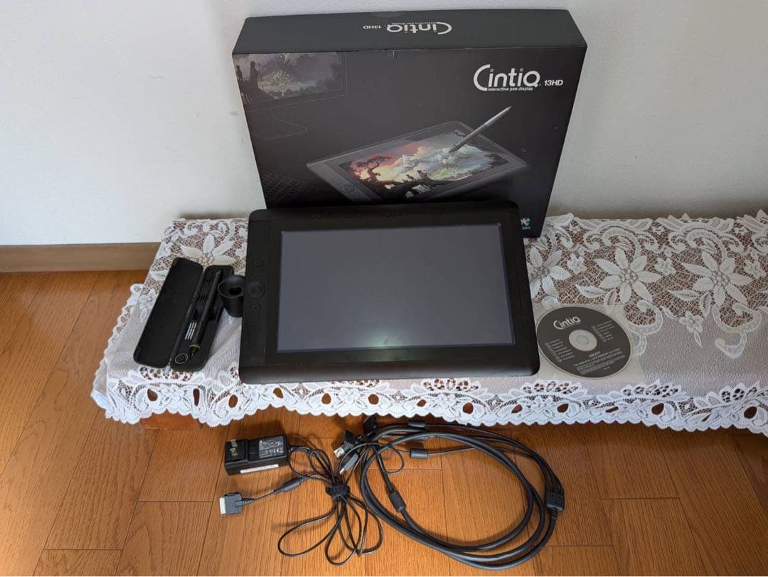 Wacom Cintiq 13HD 本体