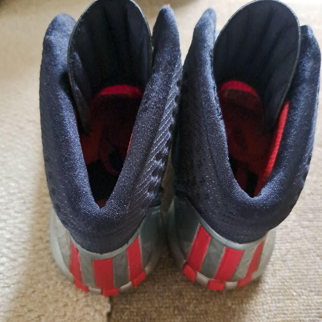 adidas　NBA.デニックローズ　バスケットボールシューズ