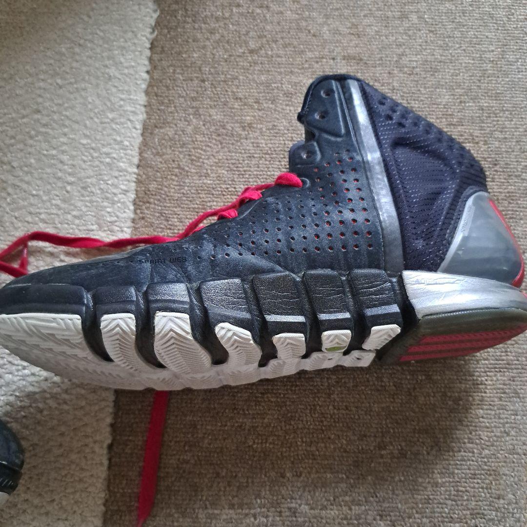 adidas　NBA.デニックローズ　バスケットボールシューズ