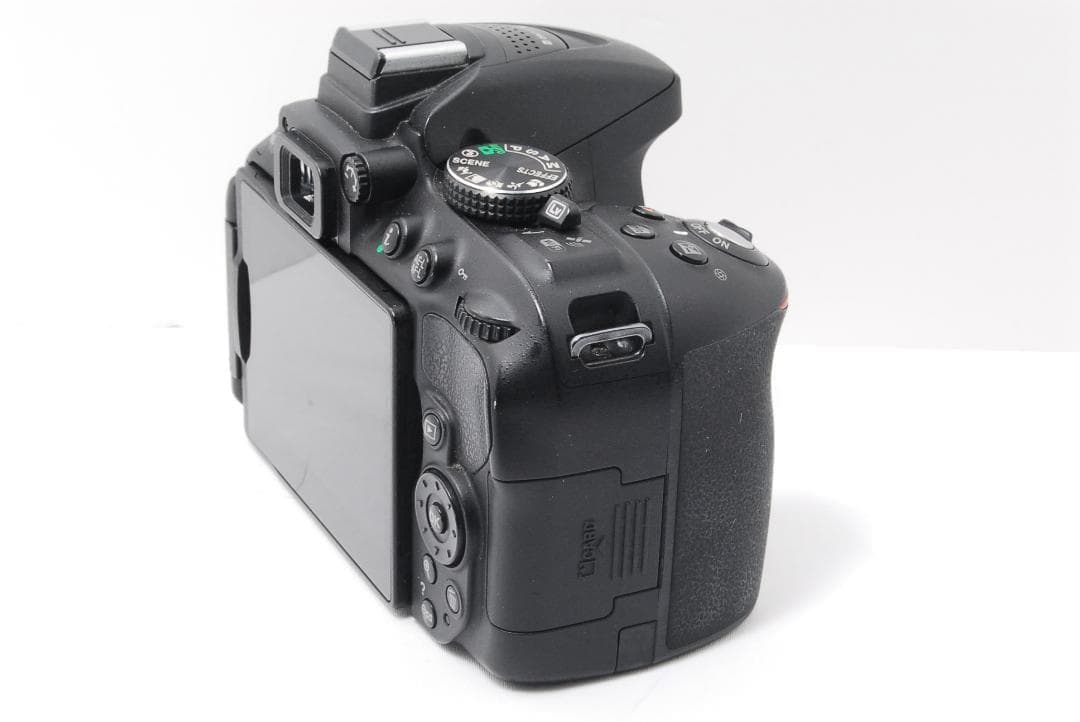 Nikon D5300 ダブルレンズセット Wi-Fi機能搭載でスマホ転送♪
