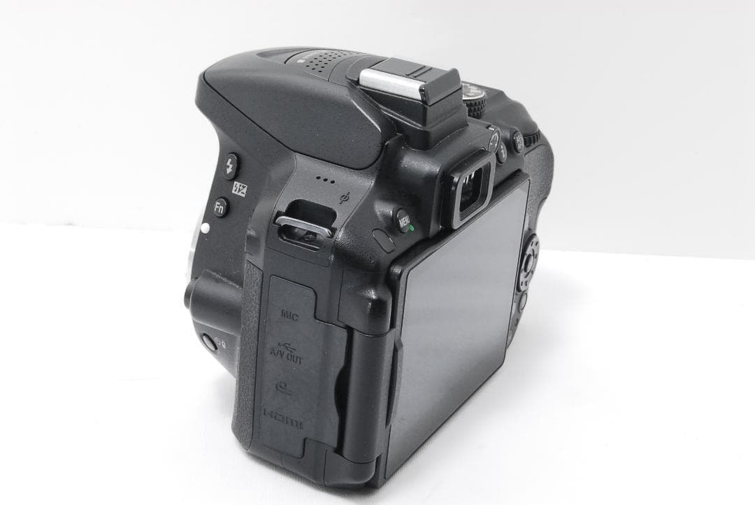 Nikon D5300 ダブルレンズセット Wi-Fi機能搭載でスマホ転送♪