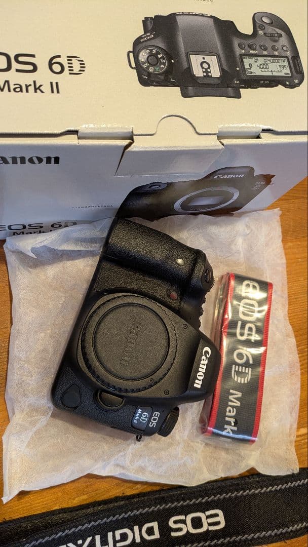 Canon EOS 6D Mark II ボディ