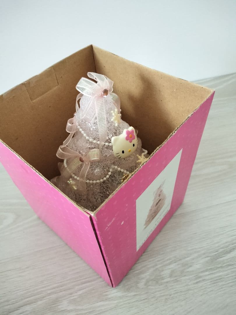 サンリオ ハローキティライト付きクリスマス クリアツリー ピンク オルゴール付き