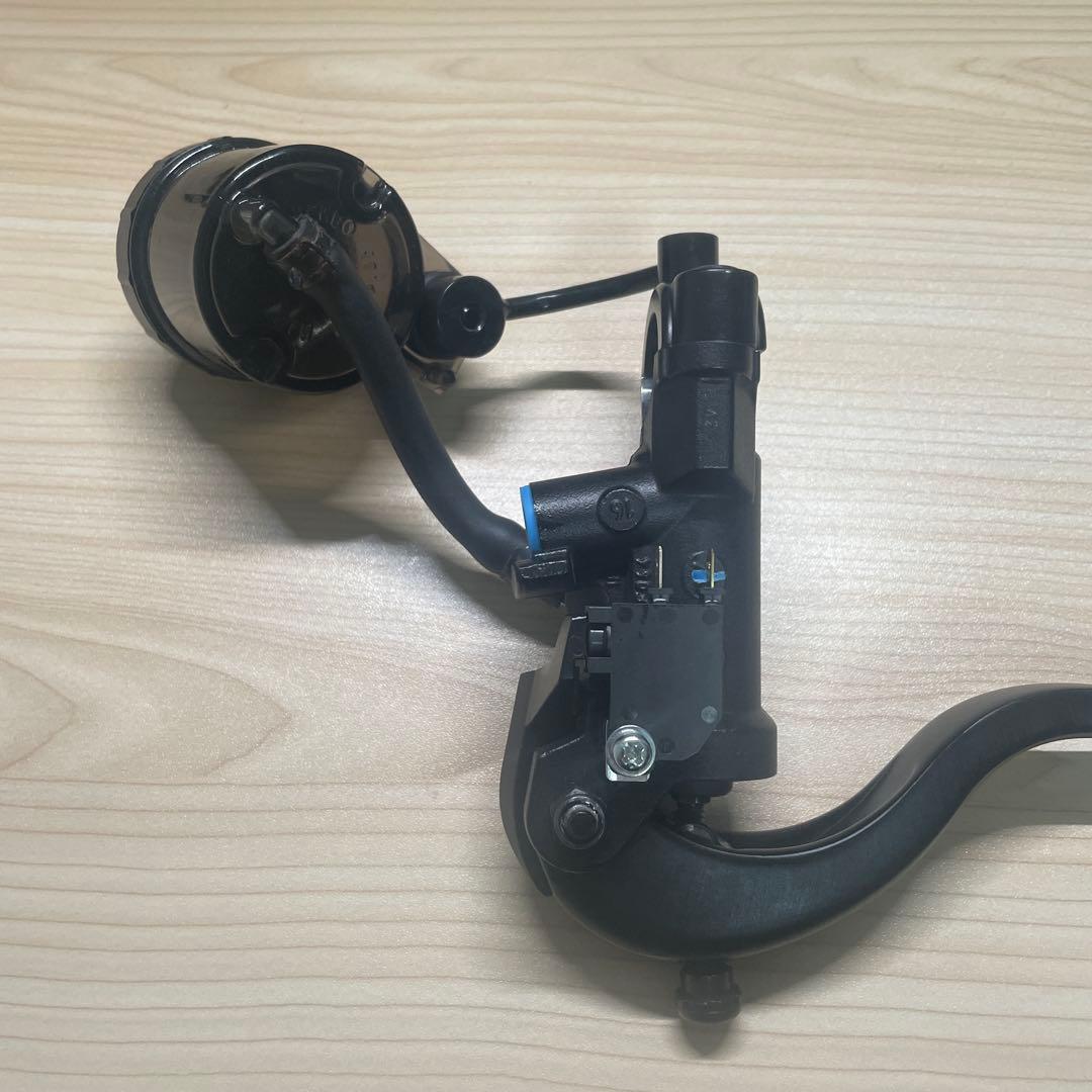 【ヤマハ純正】ブレンボフロントブレーキマスター