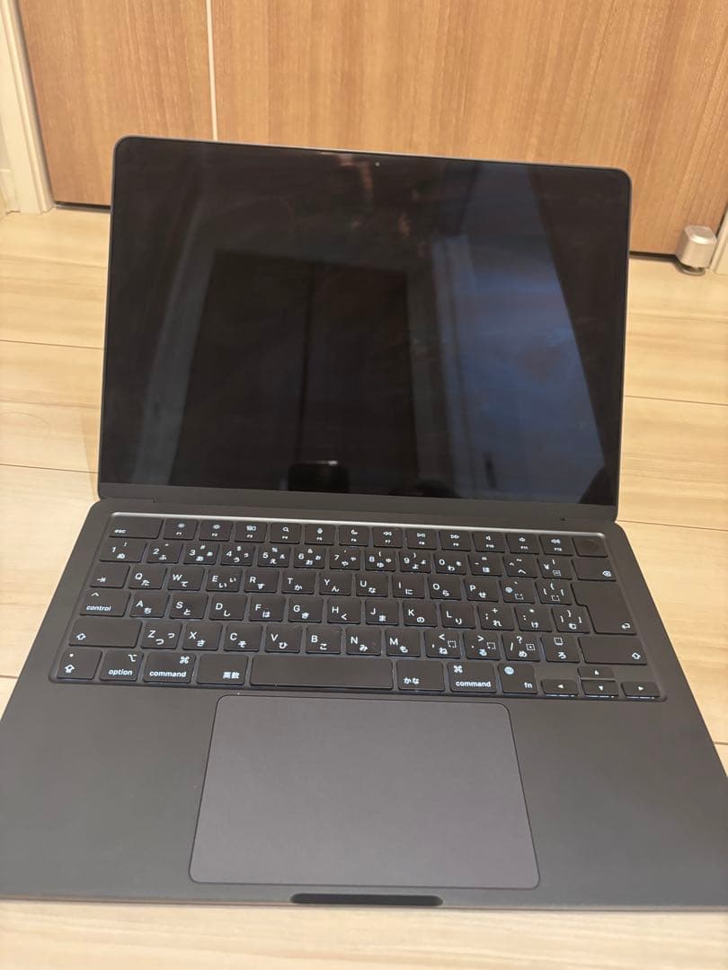 【ジャンク】MacBook Air (M2, 2022) 16GB【液晶不良】