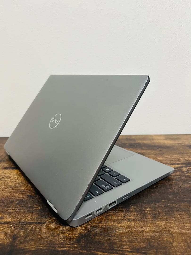 美品 Latitude 5330 12世代 16GB SSD256 オフィス