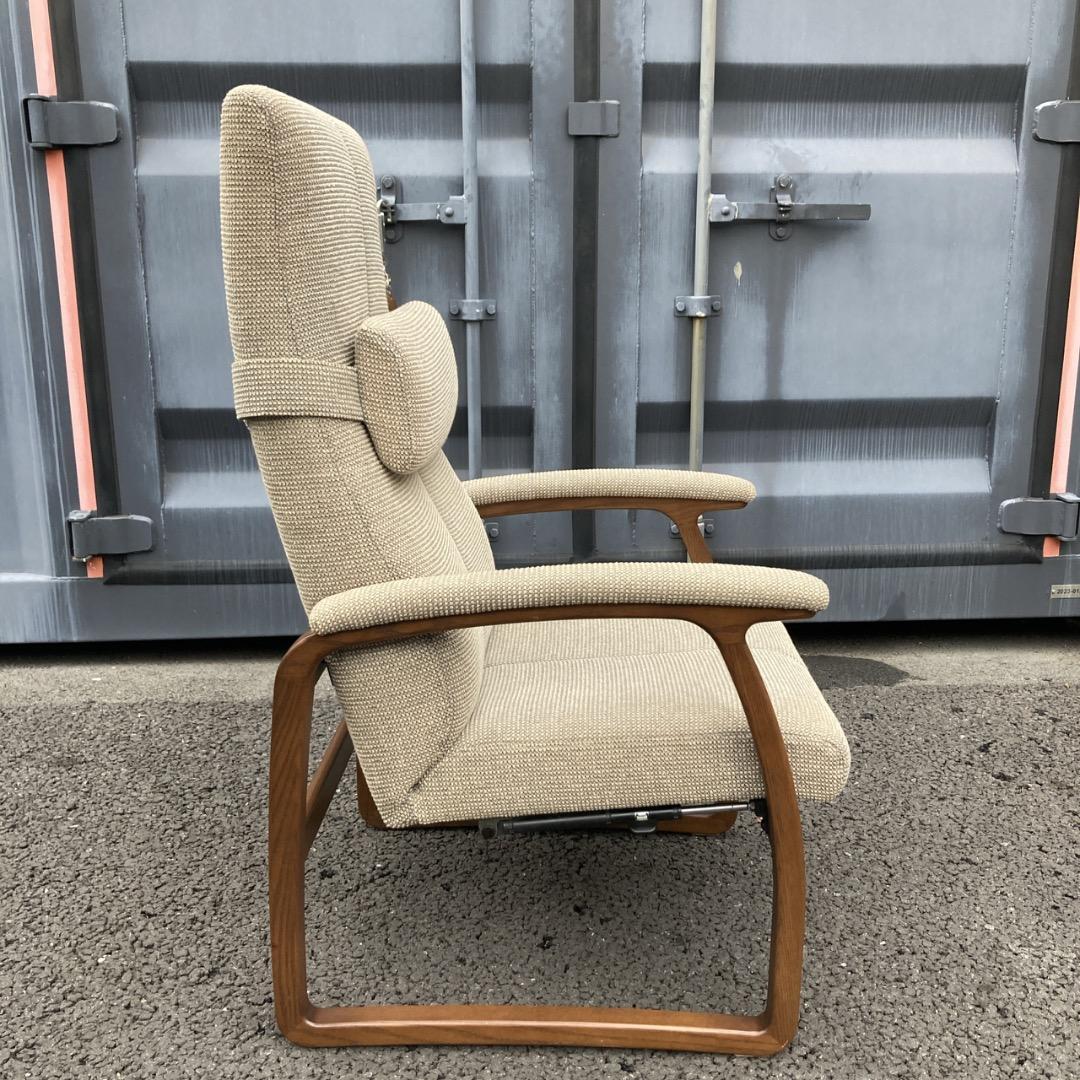 みーちゃん様たのめる便富士ファニチア Rauha リクライニングチェア ベージュ