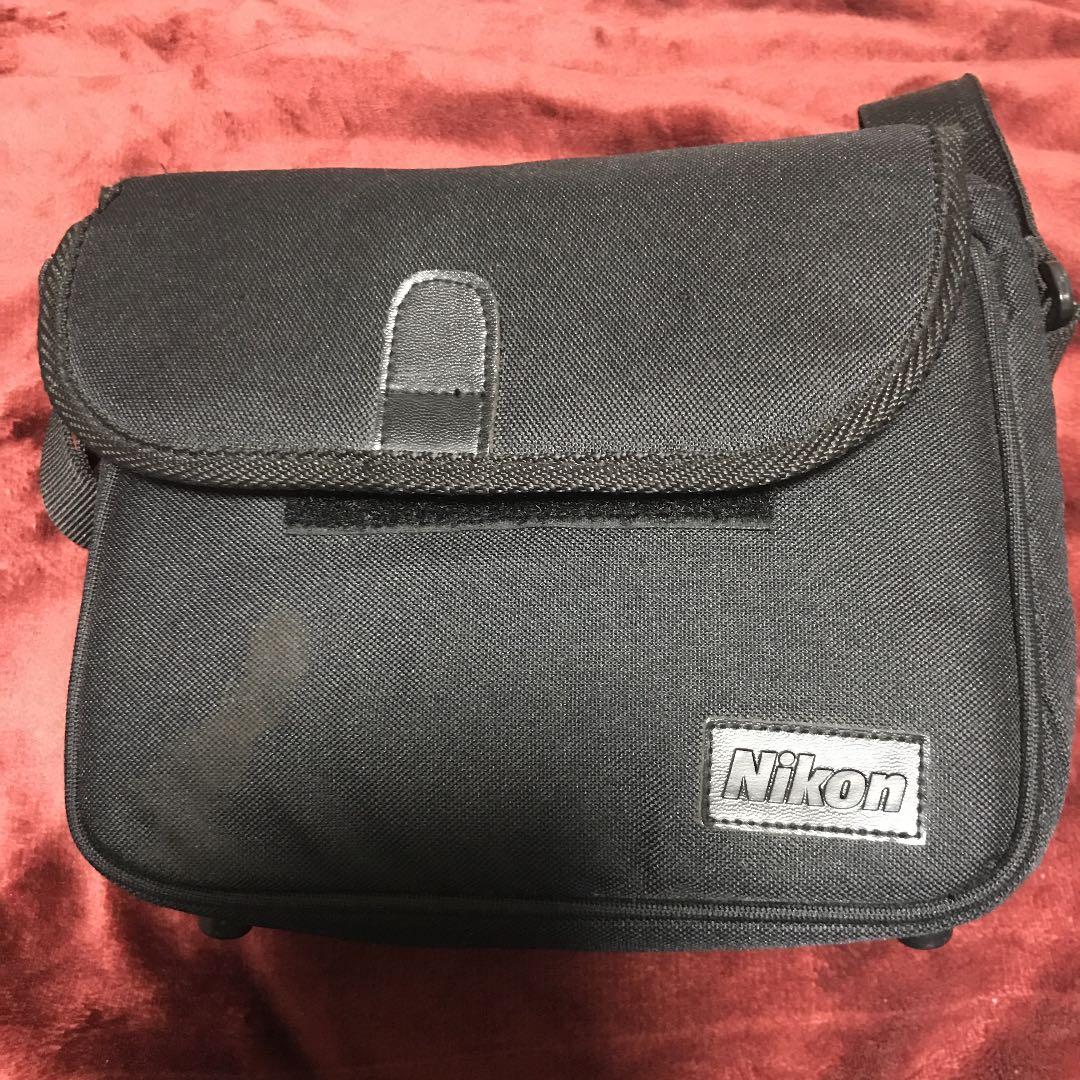 Nikon F70D 一眼レフ、専用ケース、簡易説明書付
