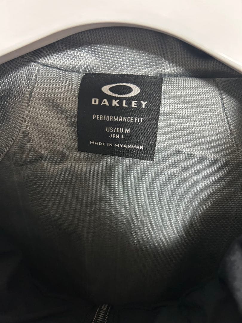 Oakley ブラック ナイロンジャケット