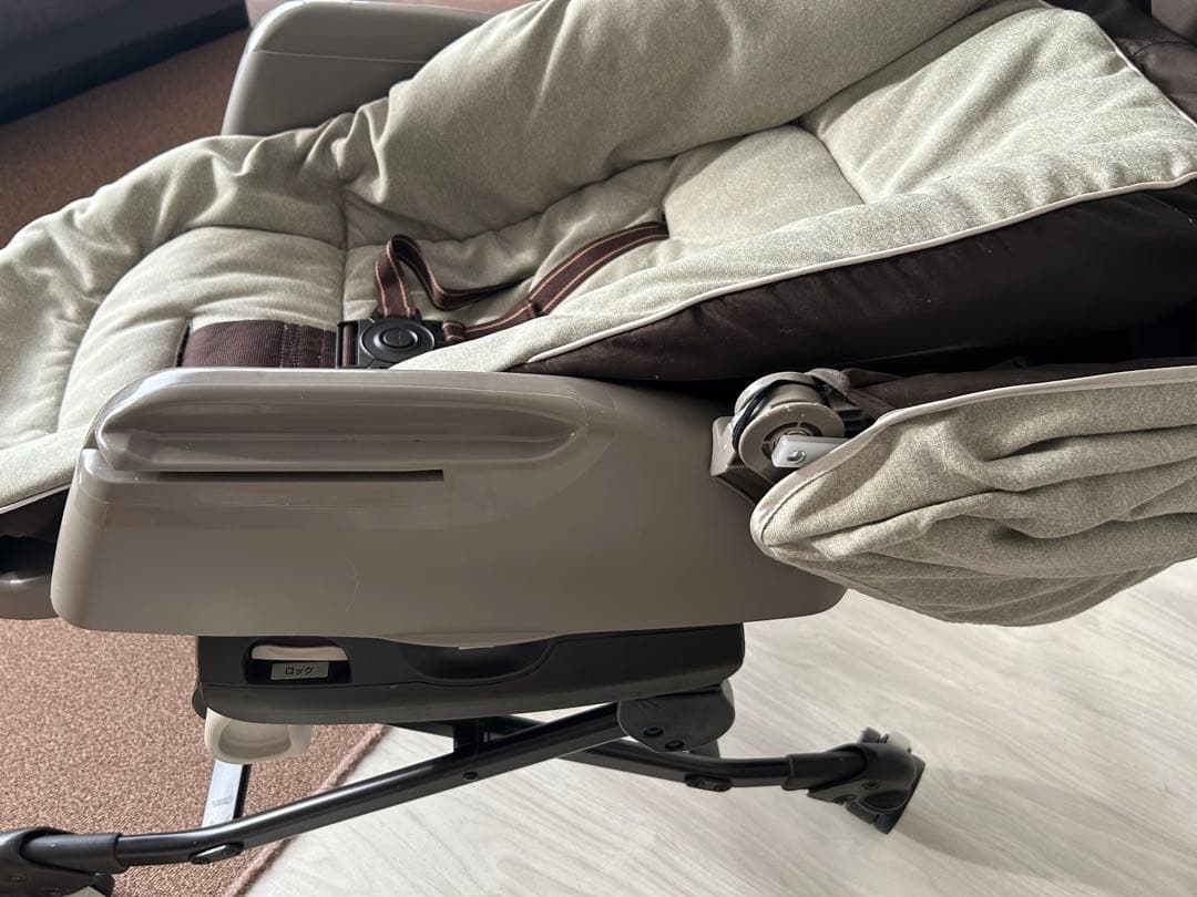 【出産準備】コンビ　ネムリラ　エッグショック　サンドベージュ　2019年購入