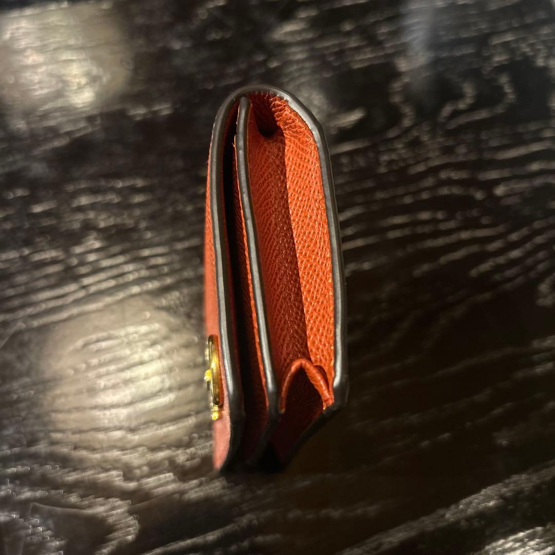 うぱ！早い者勝ち！名刺入れ フェラガモ