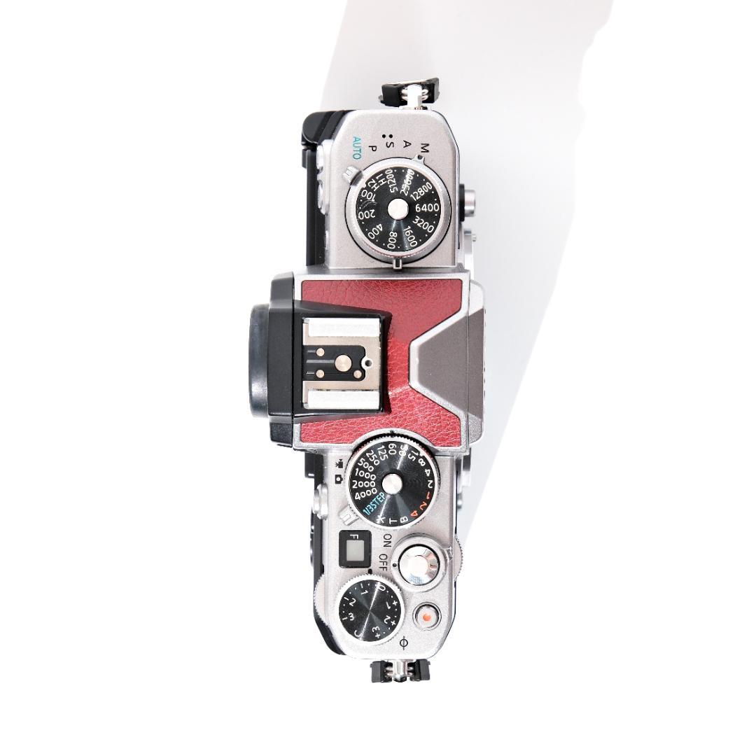 の*き様 Nikon Z fc + 16-50mm クリムゾンレッド エクステリ