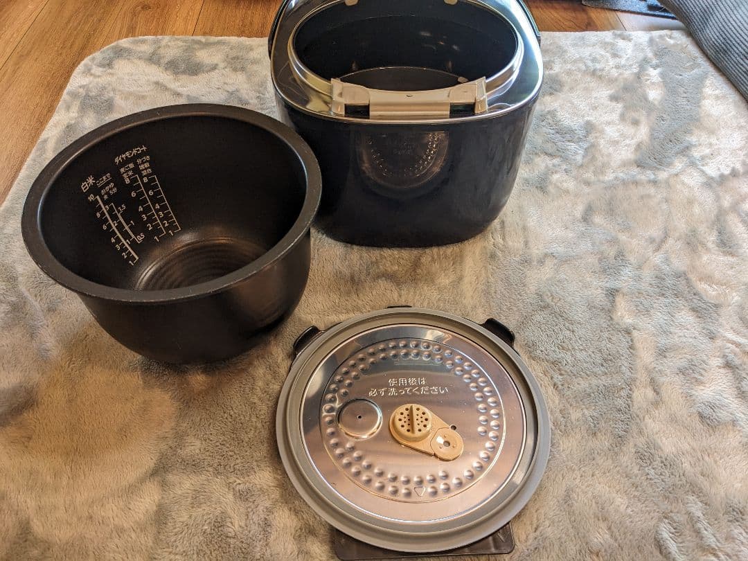 TOSHIBA 真空圧力IH炊飯器 RC-18VXN 東芝 1升 10合