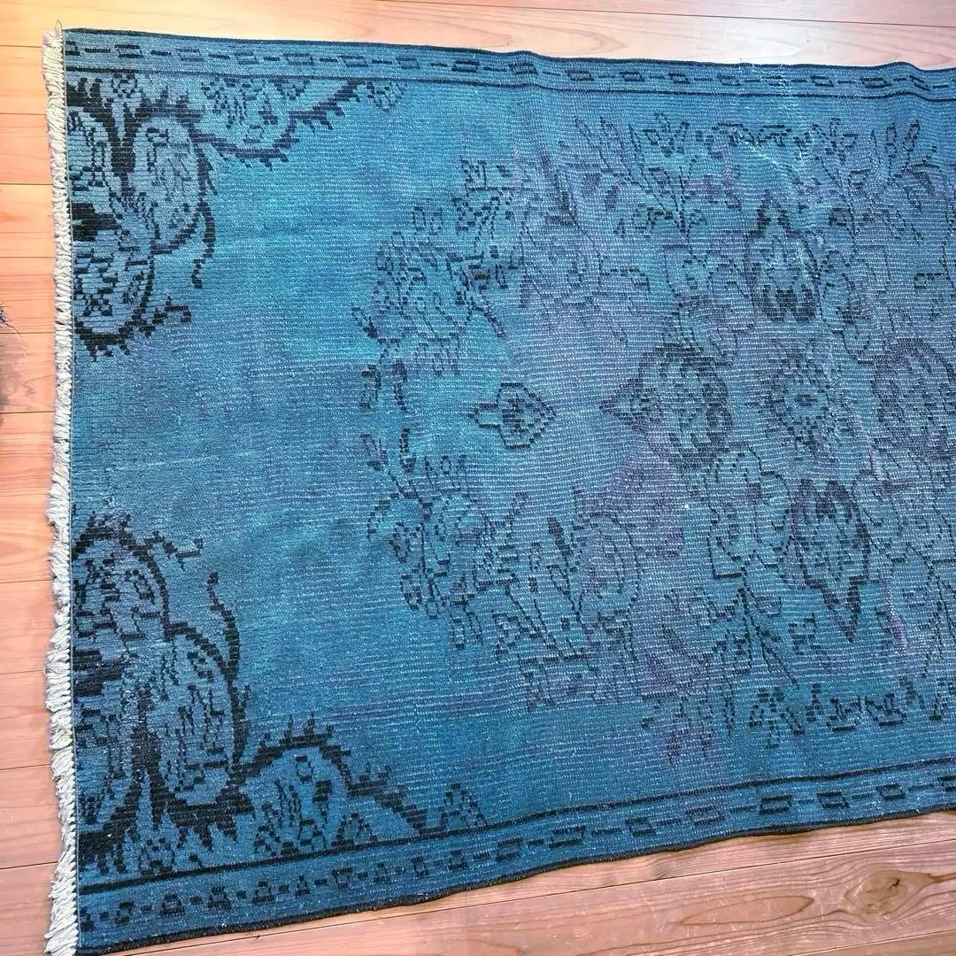 トルコヴィンテージラグ　121 x 221 cm