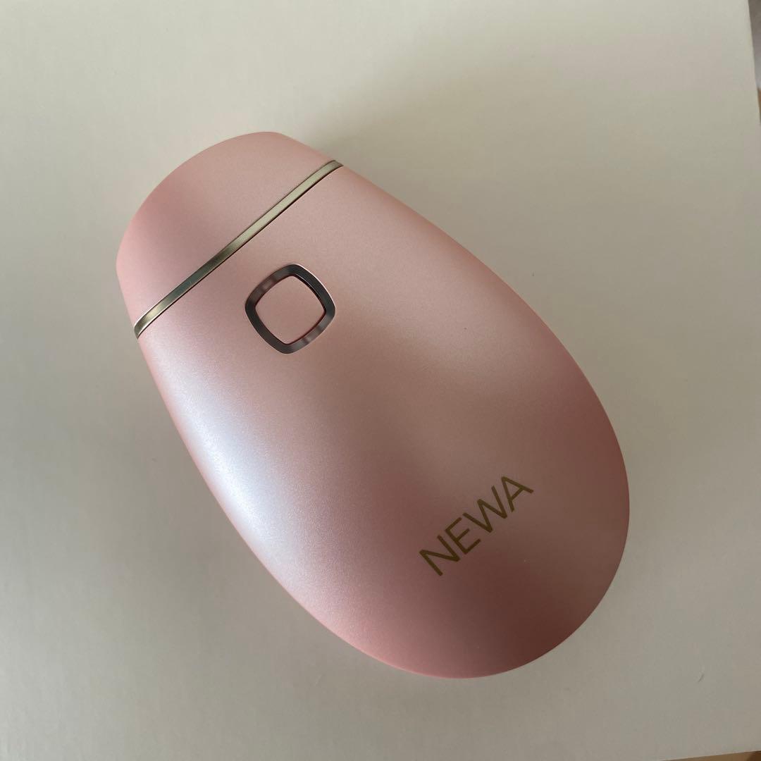 NEWAリフト 美顔器 コード式　ピンク