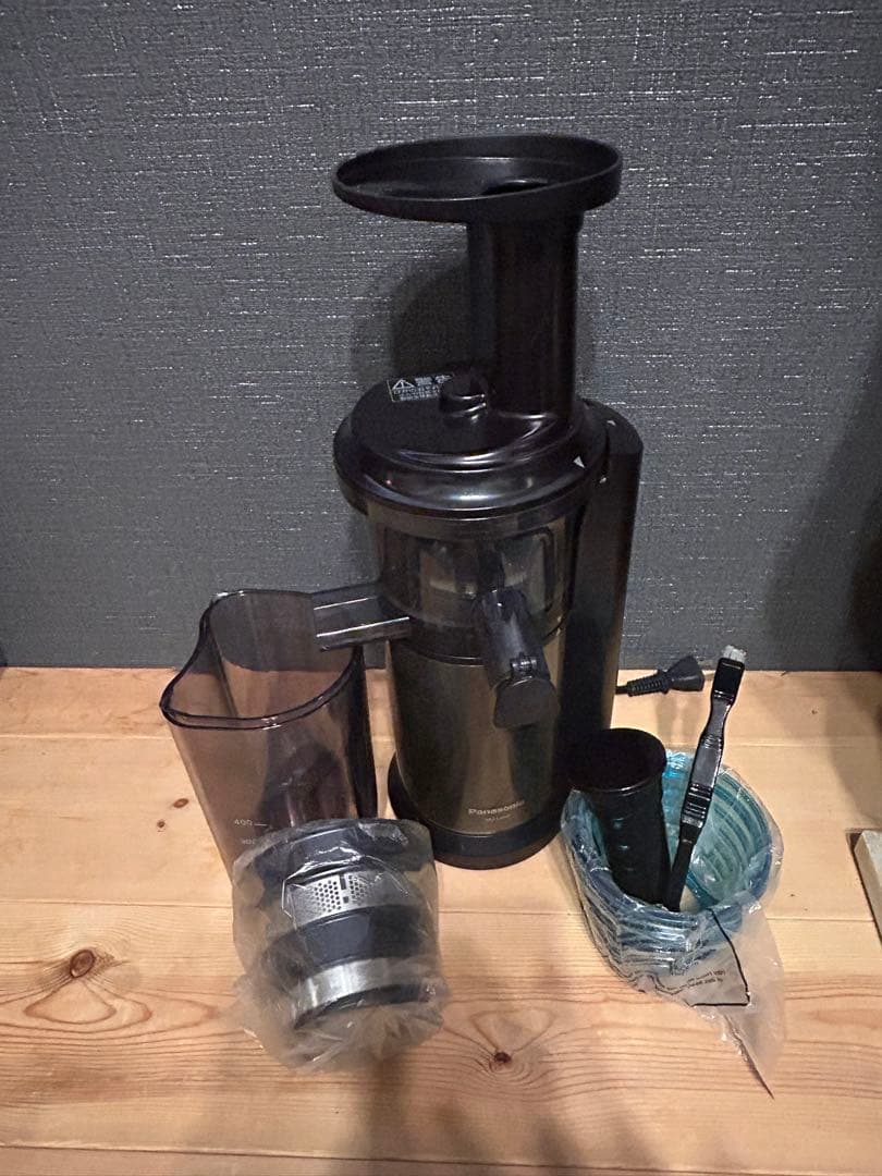 パナソニック　低速ジューサー