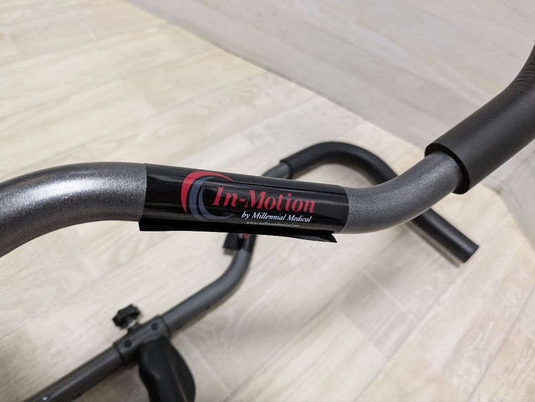 松葉杖 In-Motion Dmedical　杖先ゴム トルネードチップ付属