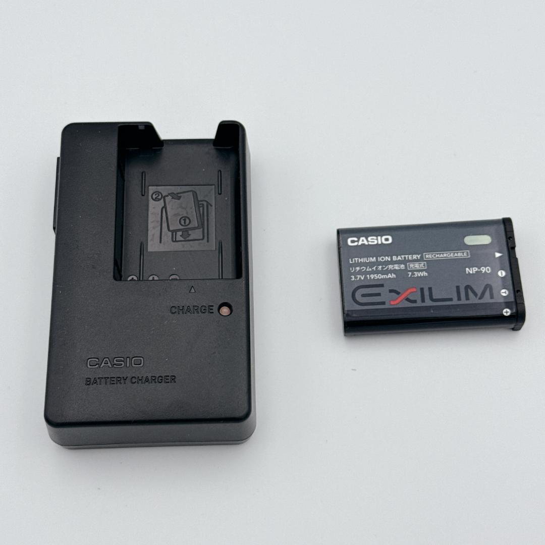 【美品・人気色】CASIO EXILIM EX-H10 ピンク 光学10倍ズーム